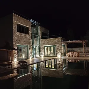 Wink House : Charme Et Serenite Villa